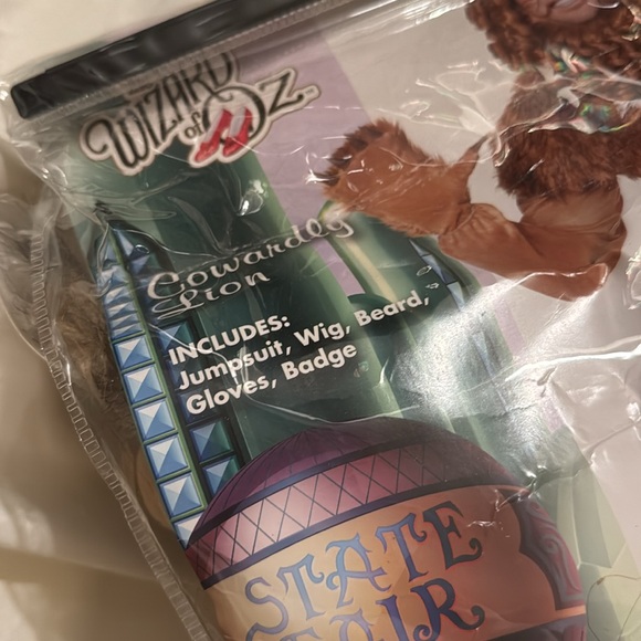 Spirit Halloween Adult Lion Costume - The Wizard of Oz size XL - Picture 4 of 7